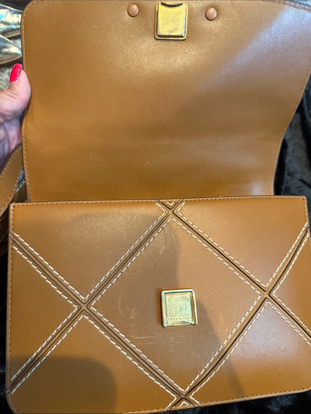 Tory Burch Quilted Logo Crossbody Bag in Tan with Gold Hardware - Picture 7 of 12